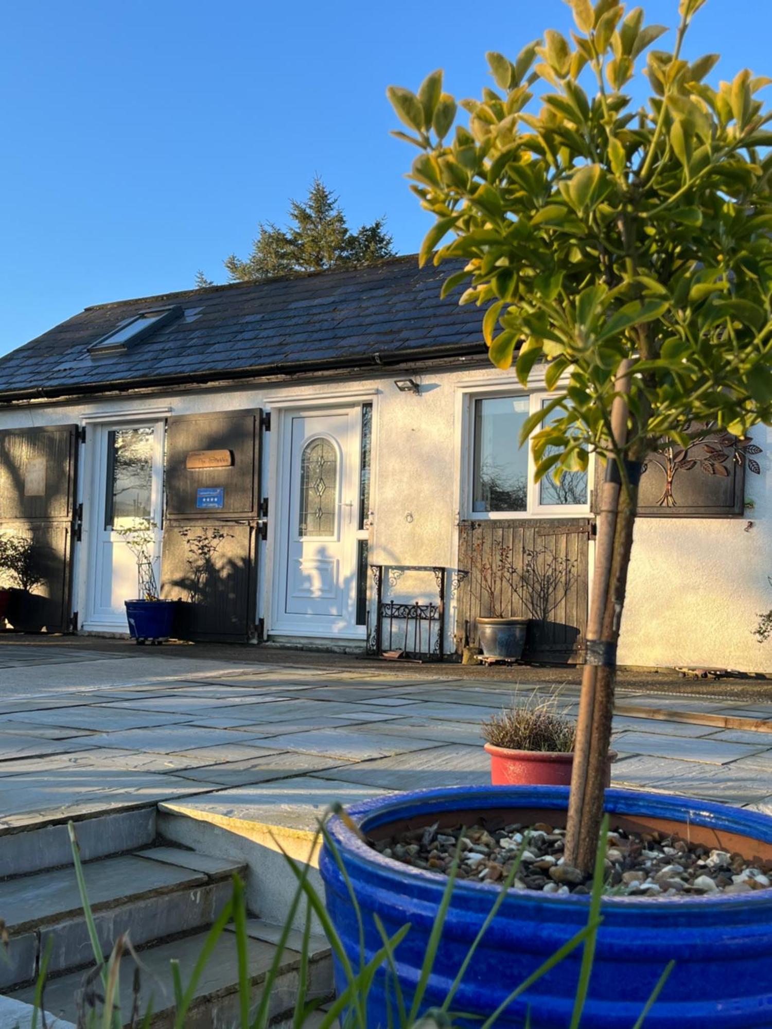 The Stables @ The Forge Cronk Y Voddy Apartment Saint Johns Bagian luar foto